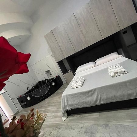 Giovi'S Apartments Castellammare di Stabia Buitenkant foto