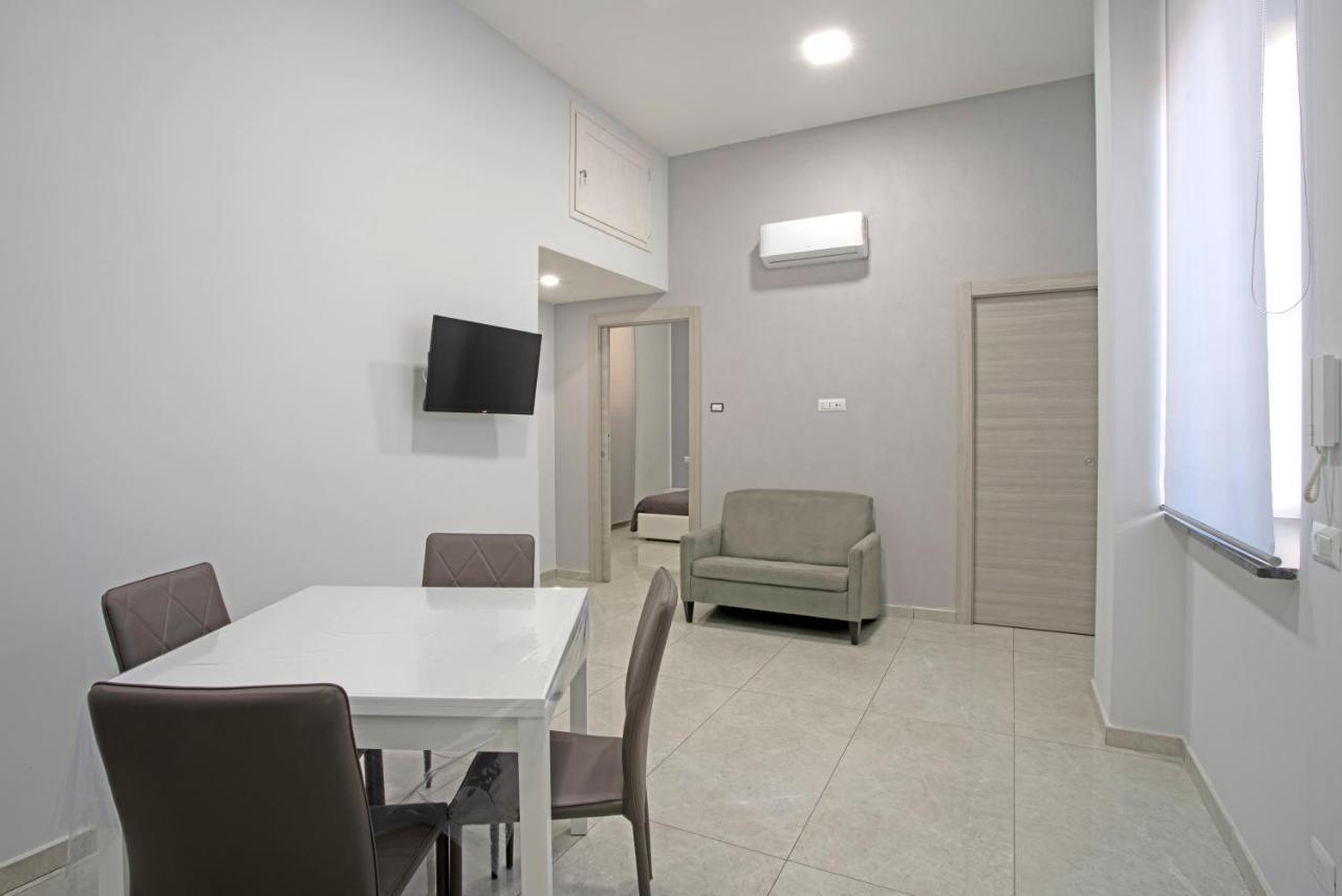 Giovi'S Apartments Castellammare di Stabia Buitenkant foto