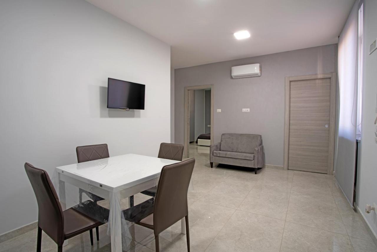 Giovi'S Apartments Castellammare di Stabia Buitenkant foto